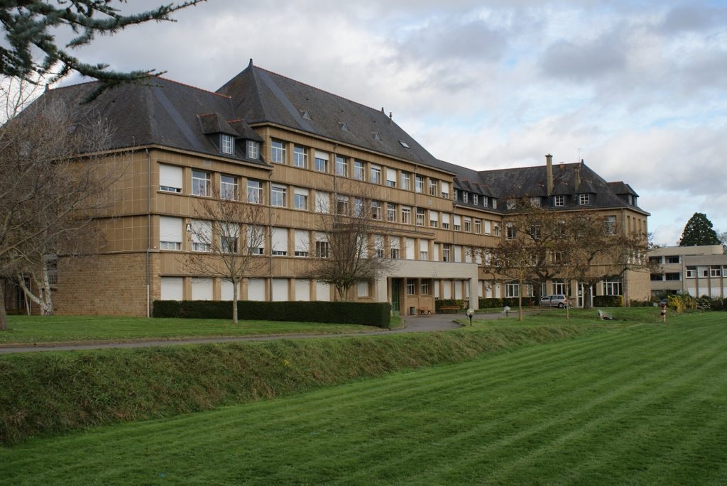 Lycée Victor et Hélène Basch