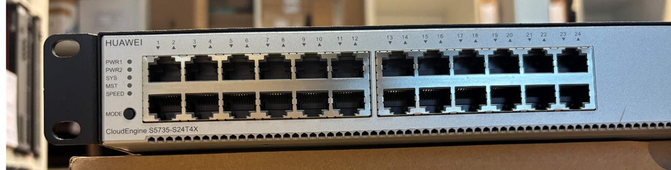 Commutateur S5735-S24T4X